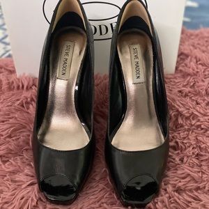 Steve Madden Karro black platform heels size 8